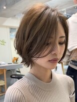 ラフ 新宿(Laff)&nbsp;大人おしゃれ女子ウルフヘア20代30代40代50代丸みショートボブ