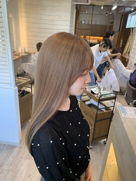 フレリス(FreRis) ミルクティーベージュ【守谷/ベージュ系/ブリーチ】