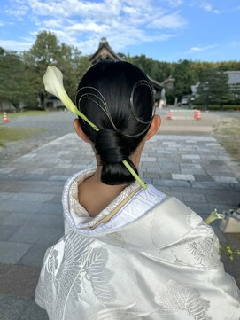 モカラ バイ レーコ(mokara by REKO) タイトシニヨン