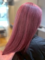 レンネ(Renee)&nbsp;ビビットピンクカラー×ロング