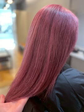 レンネ(Renee) ビビットピンクカラー×ロング