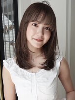 ローネス(LONESS)&nbsp;ワンカールで可愛いミディアムレイヤーと透明感ベージュ