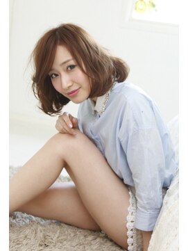 ロエナ(ROENA) クラシカルデジタルパーマバレイヤージュロブ