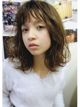 ランプ ヘアー(lamp hair) 【lamp hair】外国人風/ヘルシーウェーブ/シアベージュ/