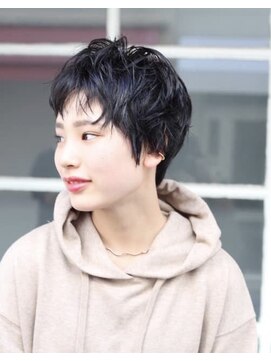 クオーレ(CUORE) カジュアルショート