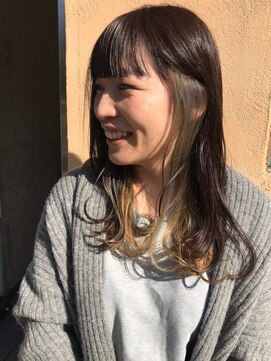 フロート 小阪店(float) インナーカラー_エアリーミディ 黒髪 ホワイトアッシュ