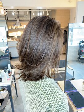 美容室 ツリー(Tree) ノンブローでおさまる大人スタイル『Tree hairsalon 』本厚木