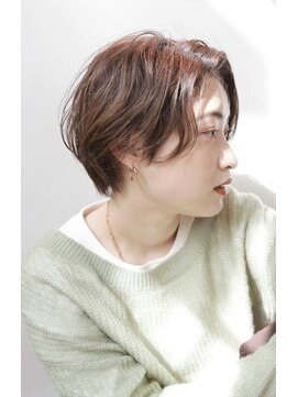 エヌ トーキョー(enu TOKYO) フレンチショートで似合わせカット　大人かわいいヘア