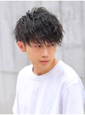 ソフトツイストスパイラル　無造作フェザーマッシュ