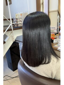 コア フィール ア デイ(COIFFURE A DAY) 【見附今町M3D髪質改善】ロングストレート