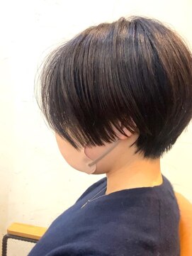 テトテ 三宮店(Tetote) 【tetote山口のサロンスタイル】センターパートショート**