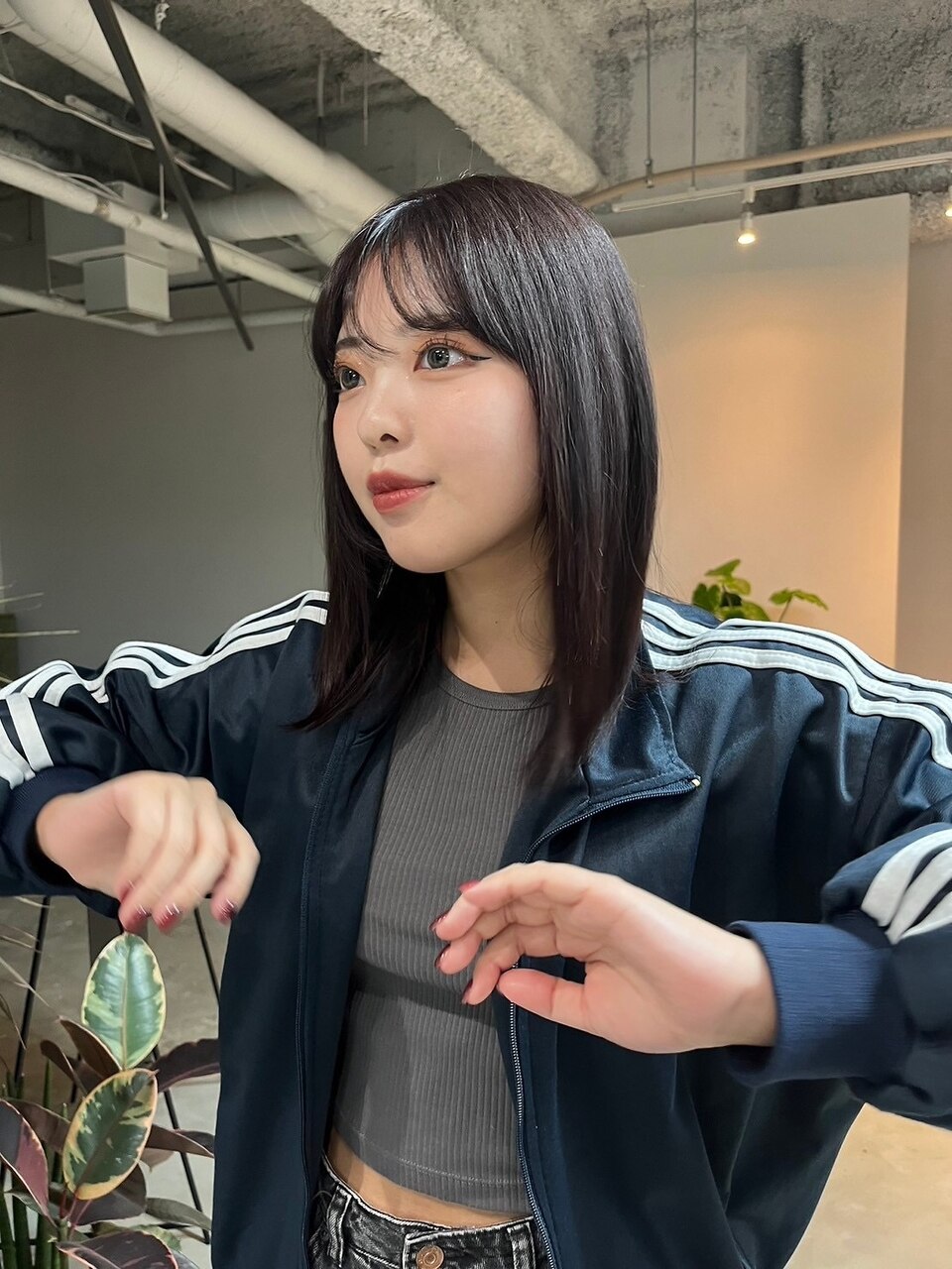人気No1.カラー＋カット＋高保湿(バイカルテ)トリートメント\15000→\13000