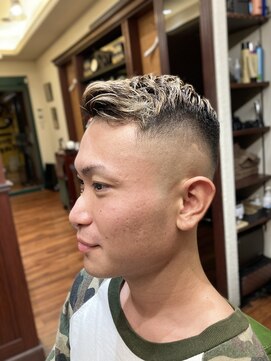 ブロートーキョー(BroTokyo) MEN'Sミドルスキンフェードブリーチカラー