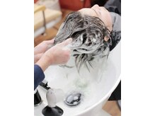 カットアンドリラクゼーションナチュラル