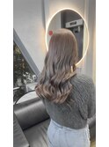 中明度グレージュ