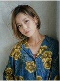 ミニボブハイトーンベージュ×内巻きワンカール