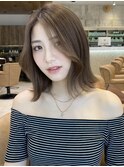ミディアム20代30代40代50代ストレートレイヤー前髪あり表参道