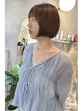 ジーナ 博多(Zina) 顎上ミニボブ