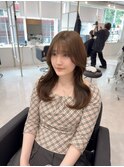 オリーブベージュ