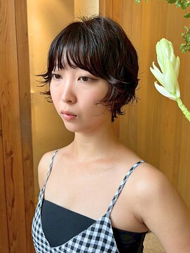 ブクレット(Bouclettes) 心斎橋 ショート フェザー ボーイッシュ