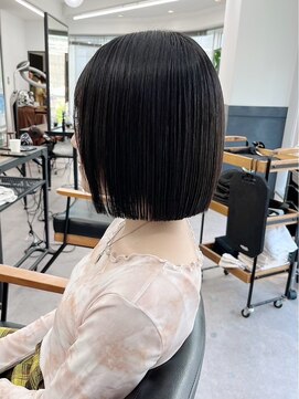 ネオリーブ クーロ(Neolive curro) 小顔タッセルボブ[縮毛矯正/酸性ストレート】