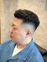 キタセンジュバーバー バイ ティーズ(KITASENJU BARBER by T's) アフロスキン アフロパーマ スキンフェード