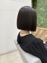 エヌ 北千住(N) 縮毛矯正+切りっぱなしボブ