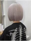 【和田仁】ライン感のあるボブ/ホワイトカラー