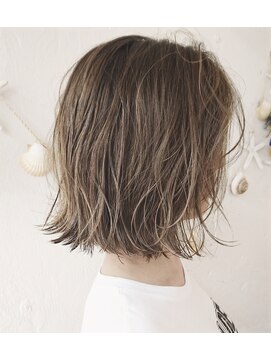 パーク(PAAQ) 【田中　智大】　切りっぱなしボブ×beach　ＢＯＢ（ベージュ）