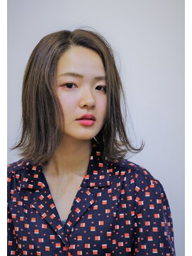 ティロワール(tiroir) 外ハネ クールボブ