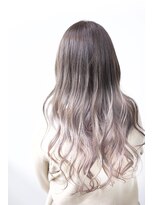 マルカ(marca) 【Color Style】バレイヤージュを使ったグラデーションカラー♪