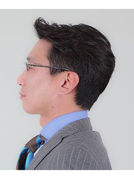 エヌドットバーバー ギンザ(N.BARBER GINZA) 洗練された 現代仕様の七三スタイル　【銀座】<理容室>