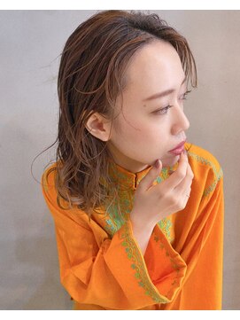 ロティー(loty) 【天神今泉loty】ニュアンスカール×ミディアムウルフ