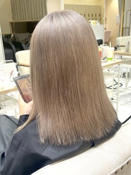 ゼスト フィーノ(ZEST fino) グレーベージュブリーチ2回/アッシュカラー