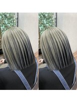 アンダーバーホワイト 堺東店(_WHITE)&nbsp;切りっぱなしボブ×アンブレラカラー