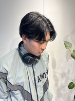 アイズ 海老名(AIZU)&nbsp;ニュアンスパーマ 毛流れ センターパート カルマパーマ