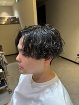 インアンドヤング(in&yang)&nbsp;波巻きパーマ/センターパート/