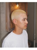 金髪坊主