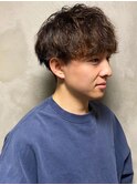波巻きパーマ　ブラウン　マッシュ　ツーブロック