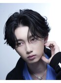 センターパートウルフヘアフェザーパーマ毛流れニュアンスメンズ