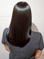 カミラボ(KAMI LABO)&nbsp;艶髪 20代 ダークブラック 髪質改善トリートメント ロング 暗髪