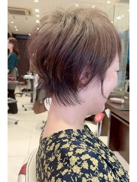 アース 大曽根店(HAIR&MAKE EARTH) earthショートレイヤーボブミルクティー丸みショートボブ