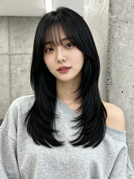 アンブレラカラーミディアムヘアショートカットセミロング50代