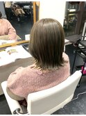 カーキグレージュ