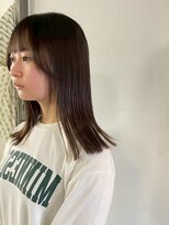 タヴィ(Tavi)&nbsp;切りっぱなしミディアム/ミディアムヘア/ミディアムスタイル