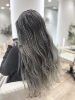 アッベリーレ(A'bbellire)&nbsp;シルバー系エアタッチバレイヤージュ