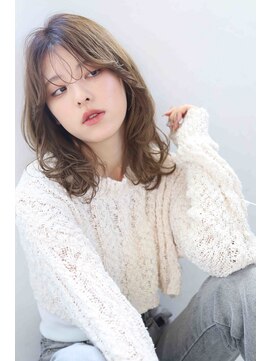 美容室オーブ おいらせ店 くびれセミディ×ブラウンウェーブ