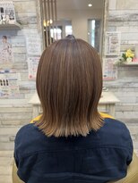 フゥカ 売市店(fuka)&nbsp;切りっぱなしボブ×ハイライト×アッシュベージュ