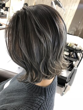 アネラ(Anela) アディクシーカラーシルバーグレージュグラデーション