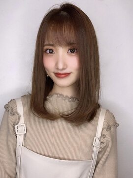 ニーフ 恵比寿(neaf) イメチェン　ホワイトブロンド　外ハネボブ 美髪　ワイドバング